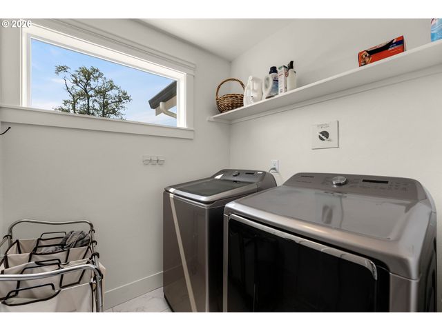 1160 S FIELDCREST Dr, Ridgefield, WA 98642