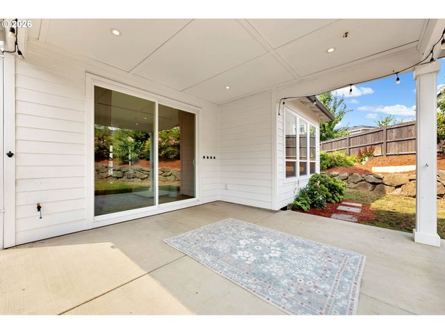 1160 S FIELDCREST Dr, Ridgefield, WA 98642