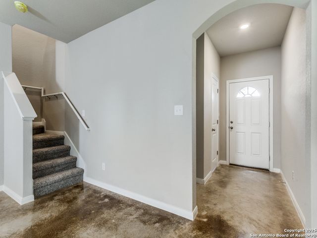 7935 Dial Ike Dr Unit 402, San Antonio, TX 78218