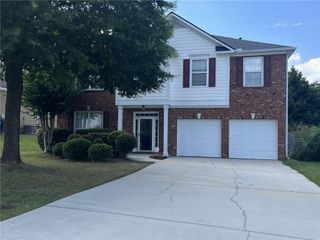 3184 Elmwood Court, Atlanta, GA 30349