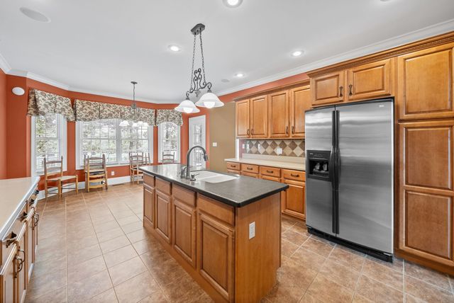 107 Legends Dr, Springville, TN 38256