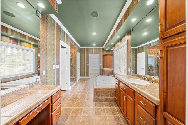 107 Legends Dr, Springville, TN 38256