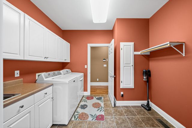 107 Legends Dr, Springville, TN 38256