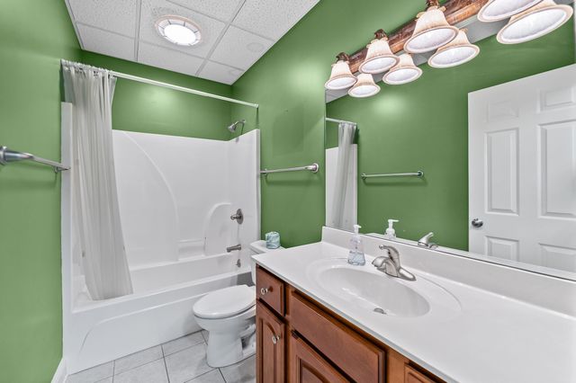 107 Legends Dr, Springville, TN 38256