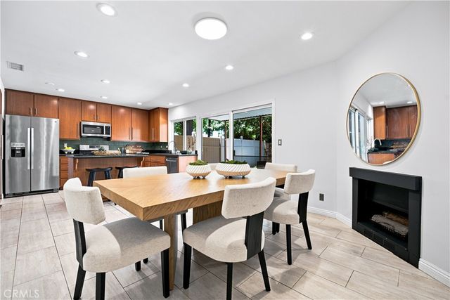 22719 Bassett Street, West Hills, CA 91307