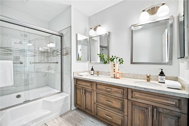 22719 Bassett Street, West Hills, CA 91307