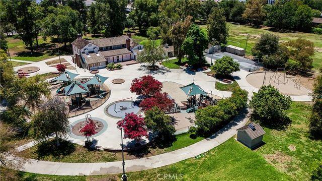 22719 Bassett Street, West Hills, CA 91307