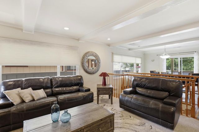 240 20th Avenue, Santa Cruz, CA 95062