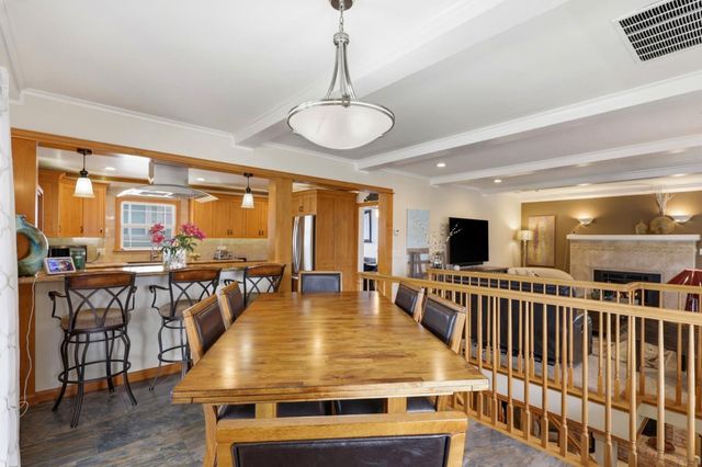 240 20th Avenue, Santa Cruz, CA 95062