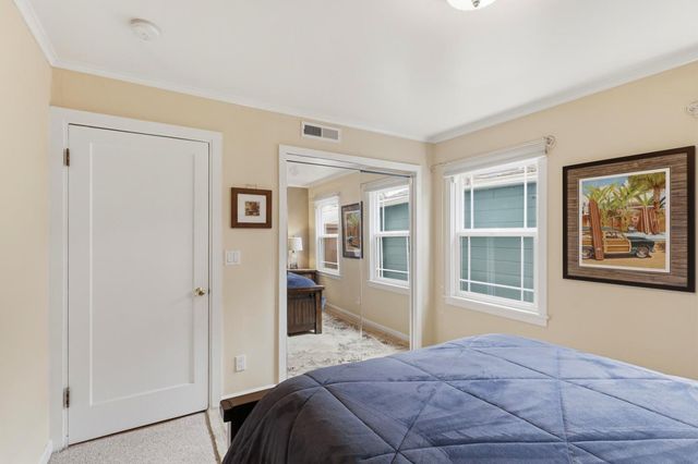240 20th Avenue, Santa Cruz, CA 95062