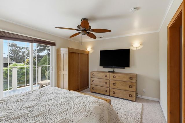 240 20th Avenue, Santa Cruz, CA 95062