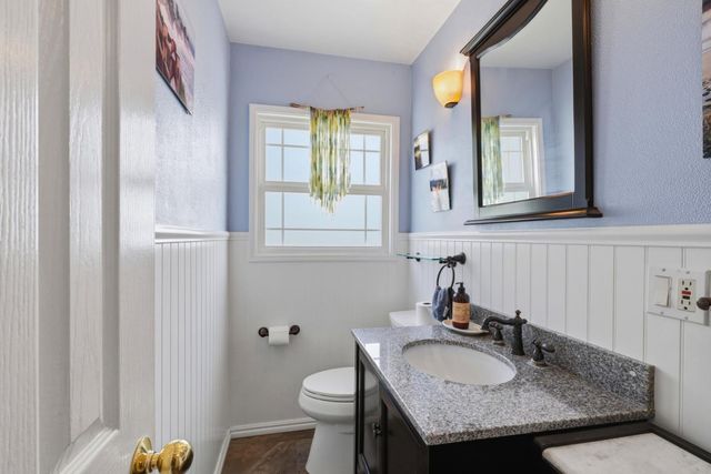 240 20th Avenue, Santa Cruz, CA 95062