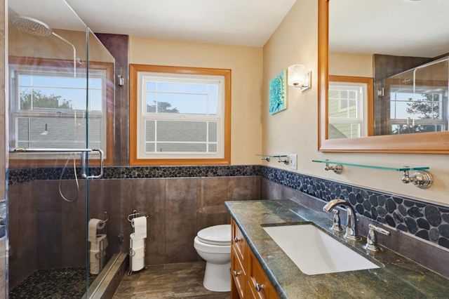 240 20th Avenue, Santa Cruz, CA 95062