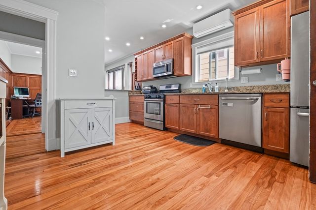 173 Train St 1, Boston, MA 02122