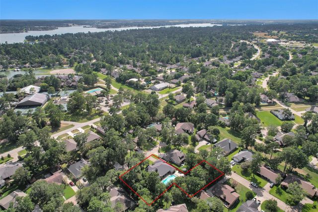11710 Willowrun Drive, Montgomery, TX 77356