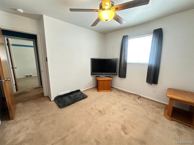 17157 Fort Street, Riverview, MI 48193