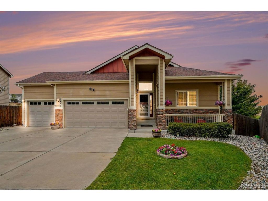 6847 Sandyford Ln, Colorado Springs, CO 80923