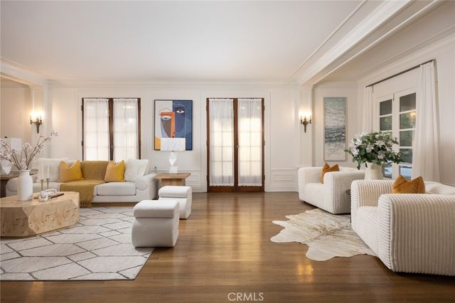 928 S El Molino, Pasadena, CA 91106