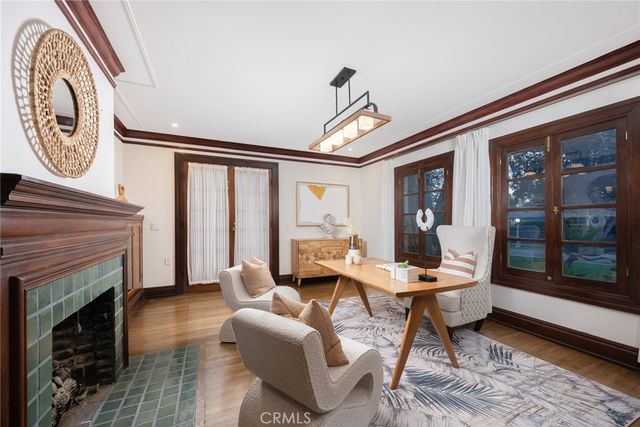 928 S El Molino, Pasadena, CA 91106