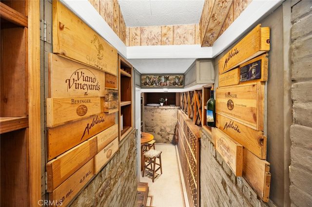 928 S El Molino, Pasadena, CA 91106