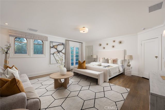 928 S El Molino, Pasadena, CA 91106