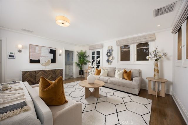 928 S El Molino, Pasadena, CA 91106