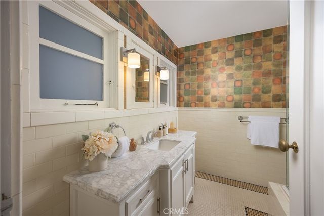 928 S El Molino, Pasadena, CA 91106