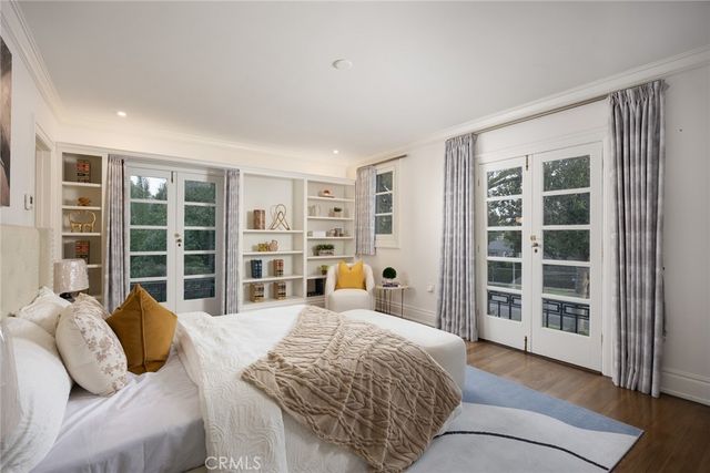 928 S El Molino, Pasadena, CA 91106