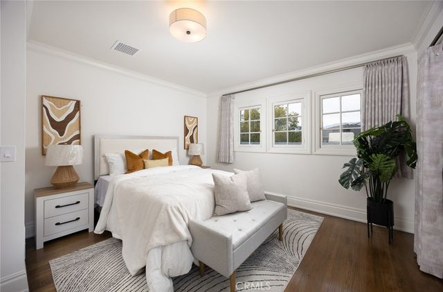 928 S El Molino, Pasadena, CA 91106