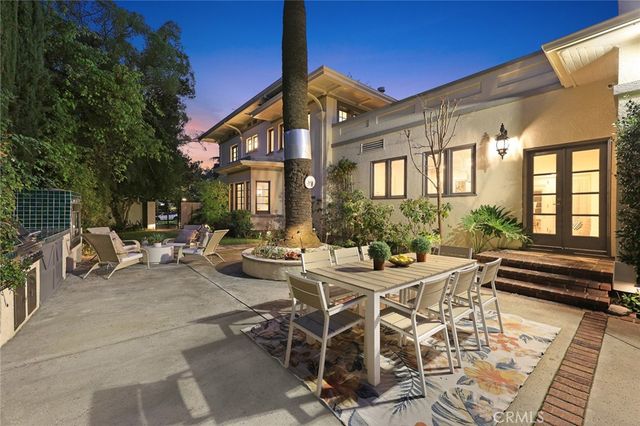 928 S El Molino, Pasadena, CA 91106