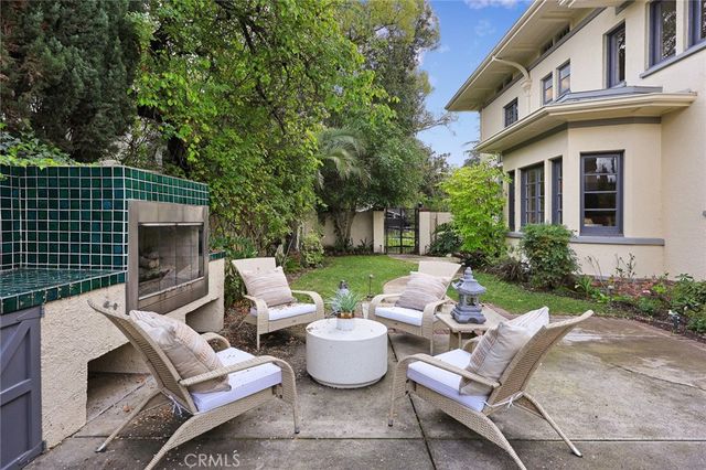 928 S El Molino, Pasadena, CA 91106