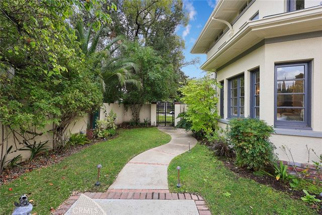 928 S El Molino, Pasadena, CA 91106