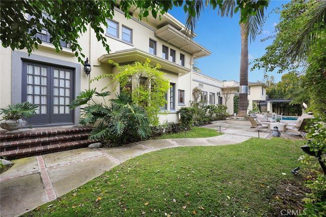 928 S El Molino, Pasadena, CA 91106