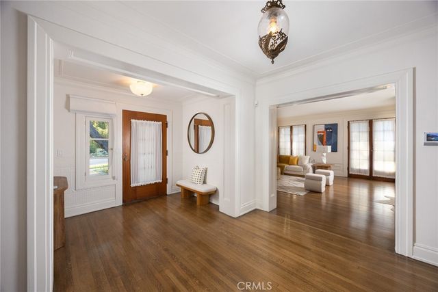 928 S El Molino, Pasadena, CA 91106