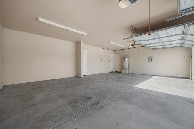 18679 Rd 208, Strathmore, CA 93267