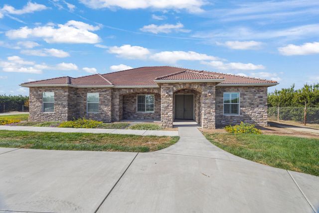 18679 Rd 208, Strathmore, CA 93267