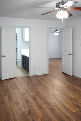 244 Turnberry Lane, Lewisville, TX 75067