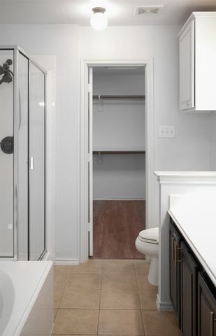 244 Turnberry Lane, Lewisville, TX 75067