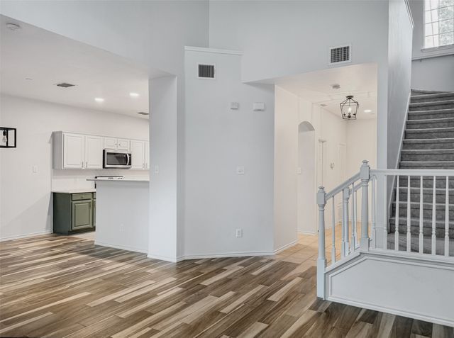 244 Turnberry Lane, Lewisville, TX 75067