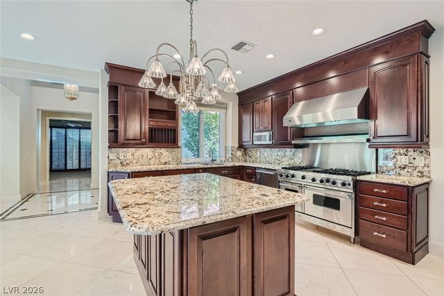 8349 Turtle Creek Circle, Las Vegas, NV 89113