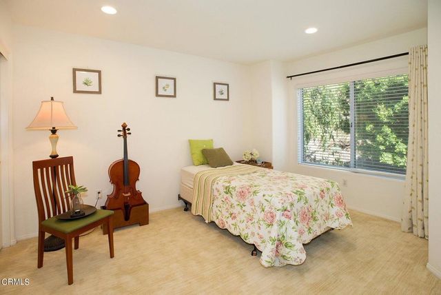 1864 Caminito De La Narcissa, Glendale, CA 91208