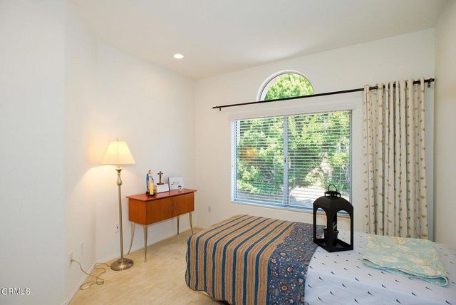1864 Caminito De La Narcissa, Glendale, CA 91208