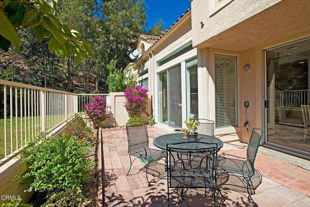 1864 Caminito De La Narcissa, Glendale, CA 91208