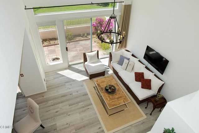 1864 Caminito De La Narcissa, Glendale, CA 91208