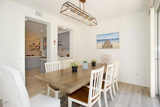 1864 Caminito De La Narcissa, Glendale, CA 91208
