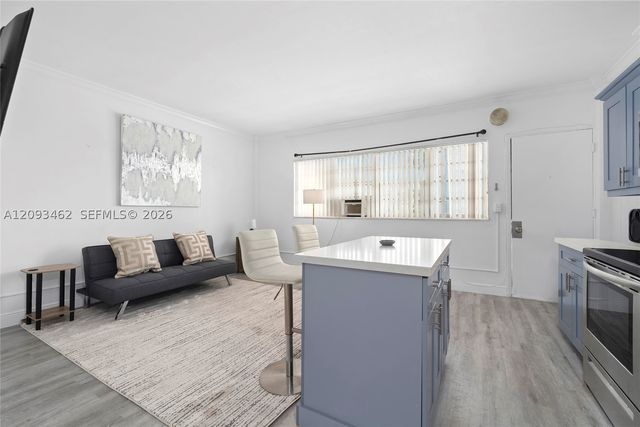 26 Diplomat Pkwy 2390, Hallandale Beach, FL 33009