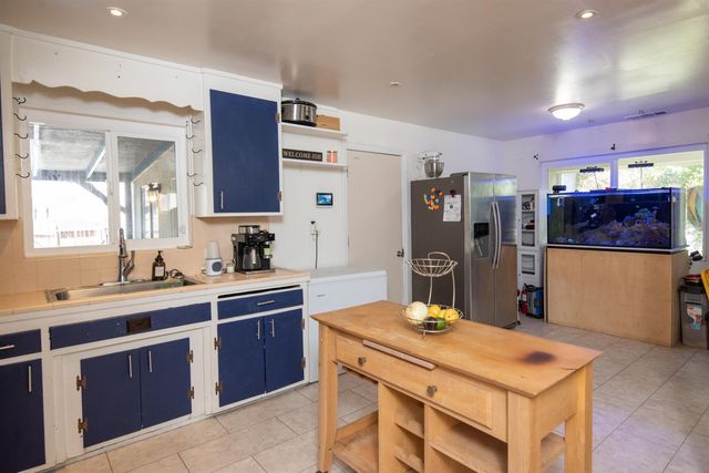 252 E Clinton Ave, Atwater, CA 95301