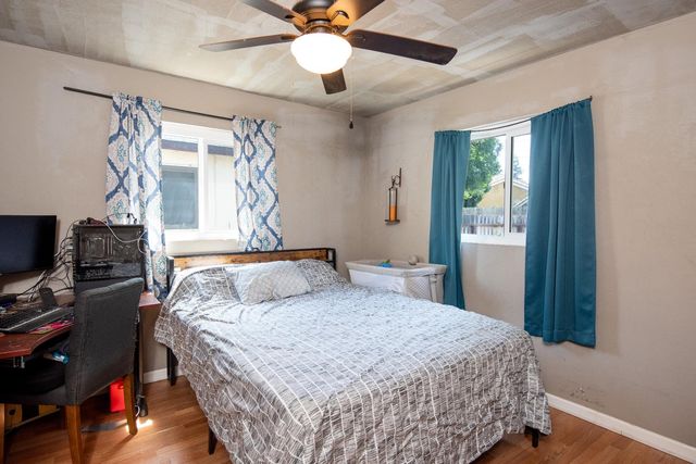 252 E Clinton Ave, Atwater, CA 95301