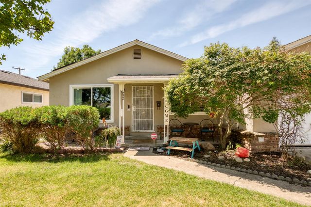 252 E Clinton Ave, Atwater, CA 95301