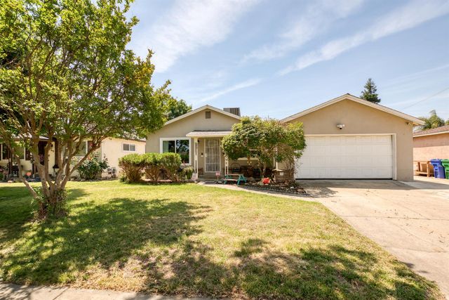252 E Clinton Ave, Atwater, CA 95301